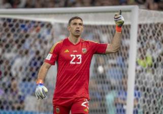 El arquero de Argentina, Emiliano Dibu Martínez publicó un emotivo mensaje en el que dejó abierta la posibilidad de irse de la selección. FOTO JUAN ANTONIO SÁNCHEZ 
