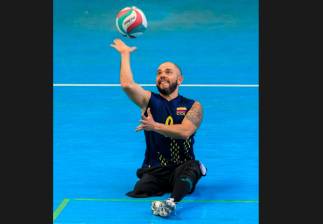 Diego Gómez es una de las cartas fuertes que tiene Colombia en el voleisentado para los Juegos Parasuramericanos de Valledupar. FOTOS CAMILO SUÁREZ 