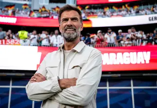 El técnico Jürgen Klopp quien pasó por Borussia Dortmund y Liverpool siendo campeón, es el más opcionado para llegar al banco de Alemania. FOTO TOMADAX@FIFA