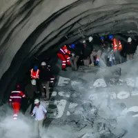 El cale corresponde al encuentro de los frentes de excavación dentro de la montaña, un proceso que confirma la continuidad total del túnel y marca una etapa determinante para su entrada en servicio. FOTO Julio César Herrera. 