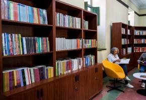 En Medellíon hay 91 librería, mientras que en Bogotá hay 190. Foto: Julio César Herrera