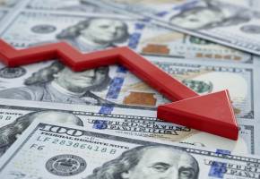 El dólar cerró en $3.475,78, su nivel más bajo en cinco años, impulsado por un mejor ambiente en los mercados internacionales. FOTO: EL COLOMBIANO.