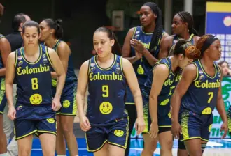 Ellas son las jugadoras elegidas por Luis Miguel Cuenca para el torneo clasificatorio al Mundial de baloncesto femenino que se disputará en Lyon Francia. FOTO MANUEL SALDARRIAGA