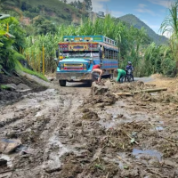 Las fuertes lluvias en Barbosa dejaron 30 veredas incomunicadas y varias vías departamentales afectadas. FOTO Cortesía Alcaldía de Barbosa
