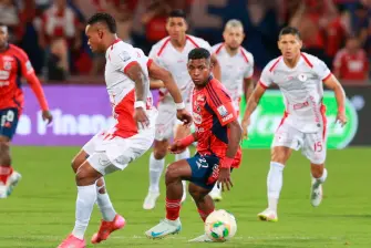 Brayan León volvió a la titular del cuadro Poderoso para el duelo ante América en el Atanasio Girardot. FOTO MANUEL SALDARRIAGA 