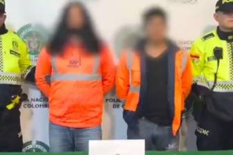 Los dos operarios serán judicializados por presunta fabricación, tráfico y porte de estupefacientes. Foto: Captura video Policía Nacional