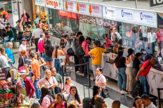 Durante la Semana Santa se movilizaron por las terminales de transporte de Medellín más de 740.000 personas. FOTO Esneyder Gutiérrez