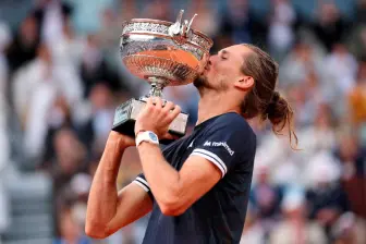 El alemán Alexander Zverev se quedó con el título de Roland Garros, su primer Grand Slam en su carrera. FOTO GETTY