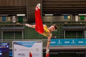 El antioqueño Dilan Jiménez ganó medalla de bronce y el equipo masculino logró la clasificación al Mundial. En damas se lograron dos cupos. FOTO CARLOS VELÁSQUEZ 