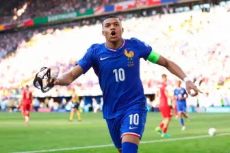 Kylian Mbappé lidera a Francia en el debut de los subcampeones en el Mundial de Norteamérica, ante Senegal, este martes. FOTO GETTY 