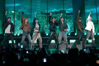 BTS, integrada por RM, Jin, SUGA, j-hope, Jimin, V y Jung Kook, llegó a Bogotá el miércoles 30 de septiembre para sus conciertos del 2 y 3 de octubre en El Campín. FOTO GETTY