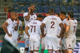 El duelo entre el Pereira y el Deportes Tolima por la cuarta fecha de la Liga Betplay, fue suspendido por condiciones climáticas. FOTO TOMADA @cdtolima