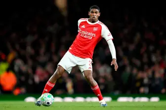 El defensa Christian Mosquera nacido en Alicante de padres colombianos y que milita en el Arsenal fue convocado a la selección de España. FOTO GETTY