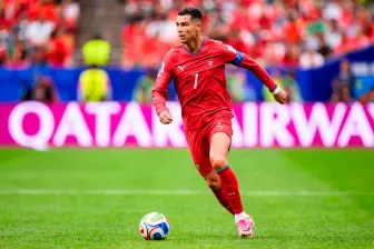Cristiano Ronaldo no marca goles en sus últimos 10 partidos con Portugal en torneos oficiales. Este martes tendrá la oportunidad de dejar atrás la mala racha en el juego frente a Uzbekistán. FOTO GETTY 