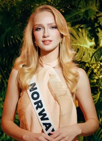 Leonora Lysglimt-Rødland, Miss Noruega. FOTO: Miss Universe vía Instagram. 