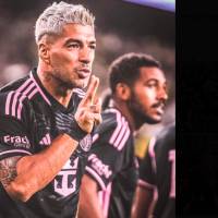 El delantero uruguayo Luis Suárez fue suspendido en la MLS por una falta violenta contra un rival. FOTO TOMADA X@LuisSuarez9