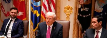 De izquierda a derecha: el vicepresidente de Estados Unidos, JD Vance; el presidente Donald Trump; y el secretario de Estado, Marco Rubio. FOTO: AGENCIA AFP.