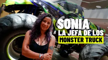 Sonia, la única mujer piloto de Monster Truck en América Latina 