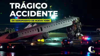 Mortal choque de un vehículo y un avión en un aeropuerto de Nueva York