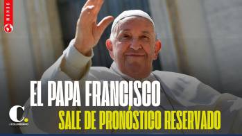 El Vaticano anuncia que el papa Francisco mejora su estado