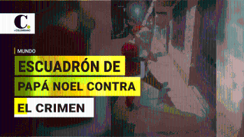 Escuadrón de Papá Noel contra los “Renos del Mal”