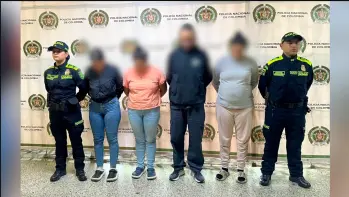 Estos son los cuatro capturados en Medellín y Sopetrán, entre ellos hay un profesor universitario, según las autoridades. FOTO Cortesía Policía