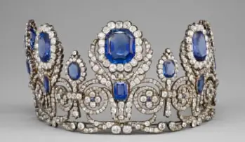 La corona de María Amelia, princesa del Reino de Nápoles y Sicilia y reina de los franceses como esposa de Luis Felipe I, también fue robada. FOTO: Museo del Louvre.