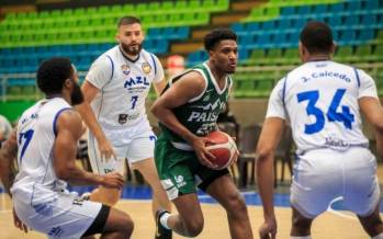 El estadounidense Brandon Weatherspoon es uno de los hombres destacados de Paisas en su paso a los cuartos de final de la BCL. FOTO CAMILO SUÁREZ 