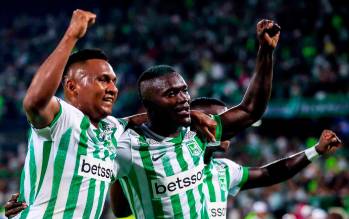 Alfredo Morelos y Kevin Viveros lideran la artillería que Atlético Nacional llevó a Bogotá para el duelo ante Santa Fe. FOTO JAIME PÉREZ 