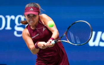 Camila Osorio dio la pelea en la primera ronda del US Open, pero cayó ante Aryna Sabalenka en dos sets 6-2 y 6-4. FOTO AFP 