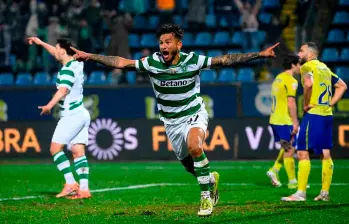 El colombiano Luis Javier Suárez sigue enchufado con el gol, este sábado marcó doblete en la victoria del Sporting de Lisboa ante el Arouca. FOTO GETTY 