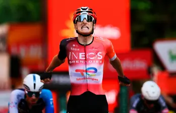 El ciclista británico Ben Turner tiene 26 años y consiguió la primera victoria de su carrera en una grande del ciclismo. FOTO: TOMADA DEL X DE @INEOSGrenadiers