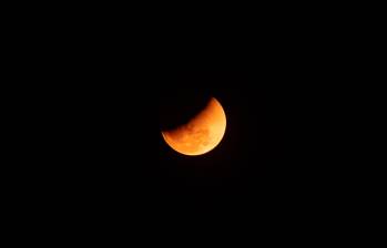 La transmisión en vivo del eclipse se podrá ver este jueves a partir de las 8:00 p.m. por el canal de Youtube del MuseoITM. FOTO Getty.