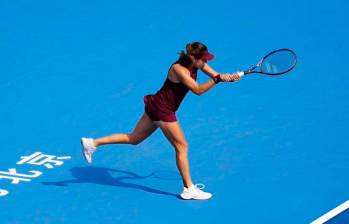 Camila Osorio en acción en el Masters 1000 de Beijing, en el que cayó en segunda ronda ante Coco Gauff. FOTO PANTALLAZO