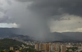 Las autoridades ambientales mantienen la alerta en varias subregiones, incluyendo el Valle de Aburrá, por cuenta de las precipitaciones que se pronostican para finales de marzo y los próximos dos meses. FOTO: JUAN ANTONIO SÁNCHEZ