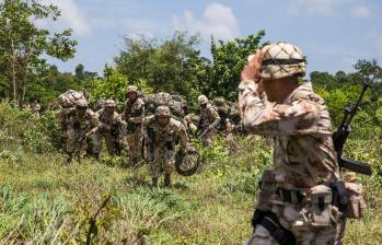 El Ministerio de Defensa y la Fuerza Pública han sido duramente criticados por su aparente inoperancia contra los grupos armados ilegales, especialmente las disidencias de las Farc, que están a la ofensiva. FOTO julio herrera