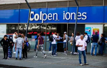 La oportunidad de traslado entre Colpensiones y los fondos privados estará disponible hasta el 16 de julio de 2026. FOTO JULIO CÉSAR HERRERA