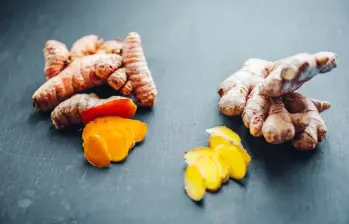 La cúrcuma y el jengibre son antiinflamatorios. FOTO IStock