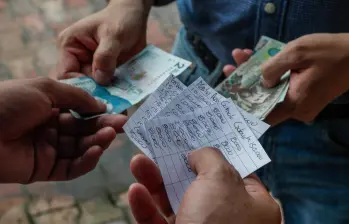 Gloria Urueña, directora de Colcob, sostuvo que tenderos y propietarios de supermercados pagan intereses de hasta 500% a los agiotistas. FOTO: Cortesía Colcob