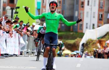 Kevin Castillo logró el triunfo en la etapa final de la Clásica de Rionegro 2025. FOTO CORTESÍA ÉDER GARCÉS-ADN CYCLING