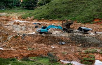 La maldición del oro que deja muertes, masacres y desplazamientos en Antioquia