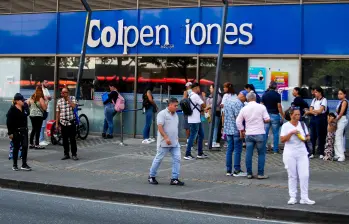Anif indicó que el incremento del salario mínimo implica un aumento automático en las obligaciones del Estado con los pensionados del régimen de prima media que maneja Colpensiones. FOTO Julio César Herrera