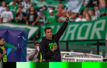 Giovanni Moreno se hizo presente en el partido ante Cortuluá y fue aplaudido por los hinchas. FOTO: JUAN ANTONIO SÁNCHEZ