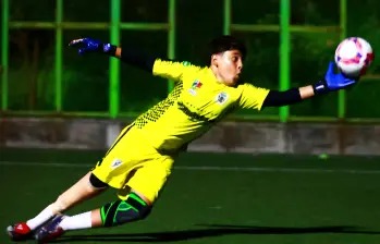 Matías Chica, el niño que rompe barreras en el fútbol antioqueño, esta es su historia 