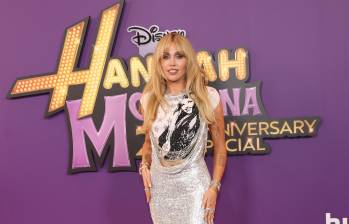 La artista confirmó que tuvo una relación con Dylan Sprouse, actor conocido por su papel en la serie Zack y Cody: gemelos en acción. FOTO: AFP