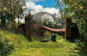 Dentro de esta casa ocurrió la masacre del pasado fin de semana en la vereda San Juan, de La Unión. FOTO: CORTESÍA DIARIORIENTE