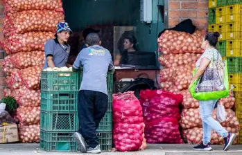 Colombia registró una inflación de alimentos de 6,7% en abril, superando ampliamente el promedio de la OCDE y ubicándose solo por detrás de Turquía. FOTO JAIME PÉREZ