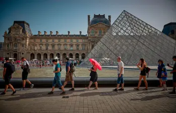 En 2025, el presidente de Francia, Emmanuel Macron, anunció un gran proyecto de renovación para el museo por un valor total estimado de 660 millones de euros. Foto Getty.