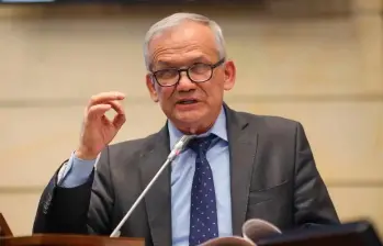 González deberá responder por los delitos de cohecho por dar u ofrecer, lavado de activos y peculado por apropiación en favor de terceros. FOTO: COLPRENSA