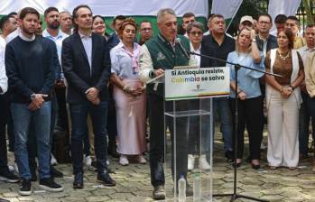 Imagen de referencia de la cumbre en la que participaron el gobernador de Antioquia Andrés Julián Rendón, el alcalde de Medellín Federico Gutiérrez, y otros 71 mandatarios del departamento. FOTO Manuel Saldarriaga.